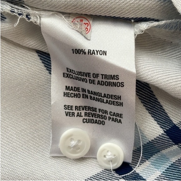 Woolrich Women's White and Blue Plaid Button Up Shirt. Size Small. NWT. - Picture 12 of 13